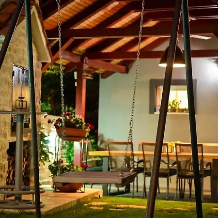 Sierra Villa *