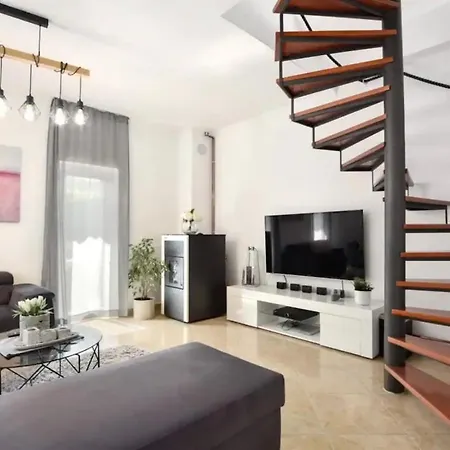 Sierra Villa Sinj